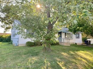 569 Rhode Island Ave, Brick, NJ 08724