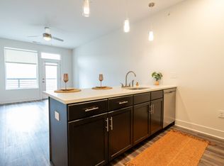 131 Wellington Pl, Cincinnati, OH 45219