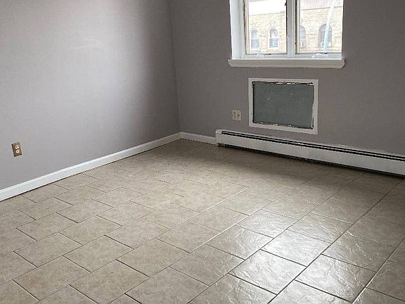 5th image of 2027 Bath Ave #6-floor 3