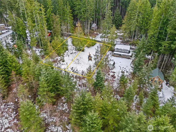 440 N Dow Mountain Drive, Hoodsport, WA 98548