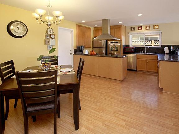 5th image of 42796 Deauville Park Ct