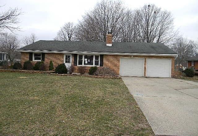 1st image of 3139 Lynn Dr