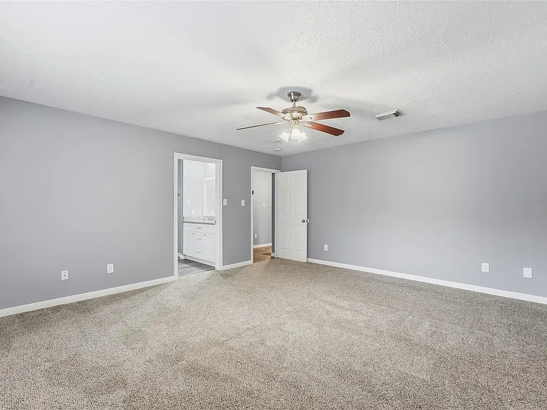 7815 12th Fairway Ln — Photo 21