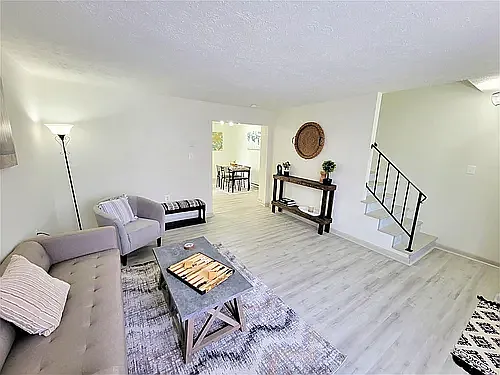 303 Gray Ave — Photo 3