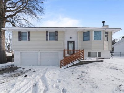 11015 Oak Trafficway, Kansas City, MO, 64155