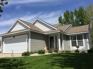 3981 E De Blaay Dr SE, Kentwood, MI 49512