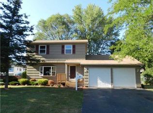 72 Medallion Cir, Rochester, NY 14626