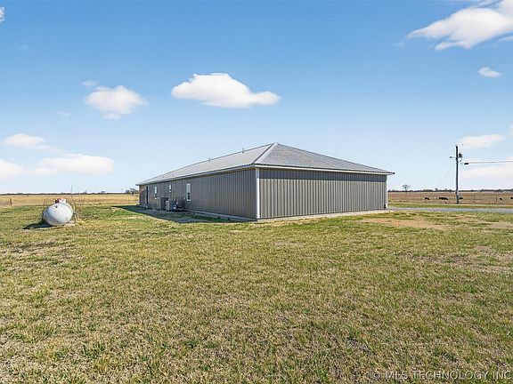 3rd image of 2600 W 410th Rd