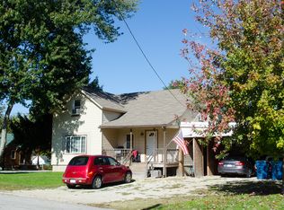 414 Elm St, Earlville, IL 60518