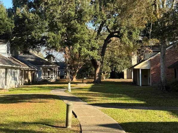 1557 Sharlo Ave, Baton Rouge, LA 70820
