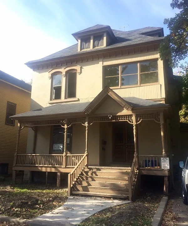 712 S Burdick St #3