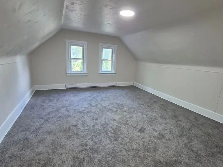 1400 Hill Ave — Photo 7