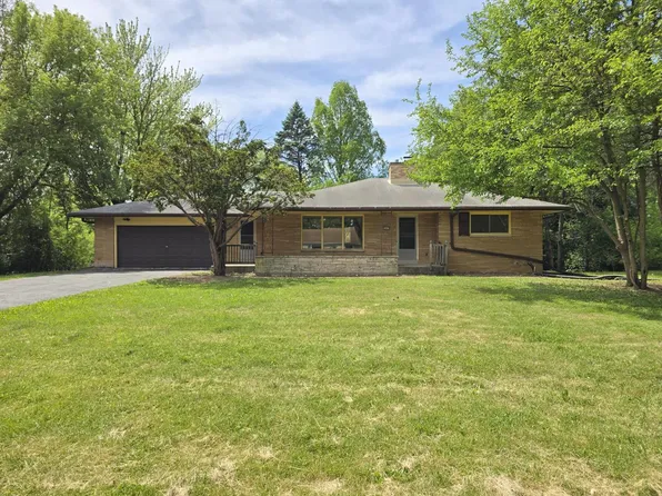 3245 N 129th STREET, Brookfield, WI 53005