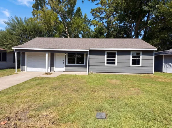 7405 Sterlingshire St, Houston, TX 77016