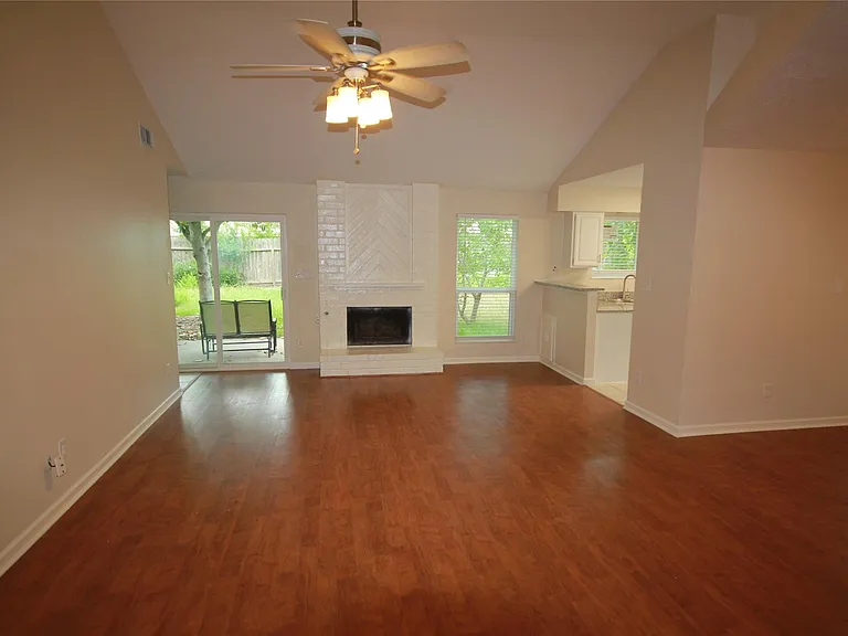 22138 Birch Valley Dr — Photo 10