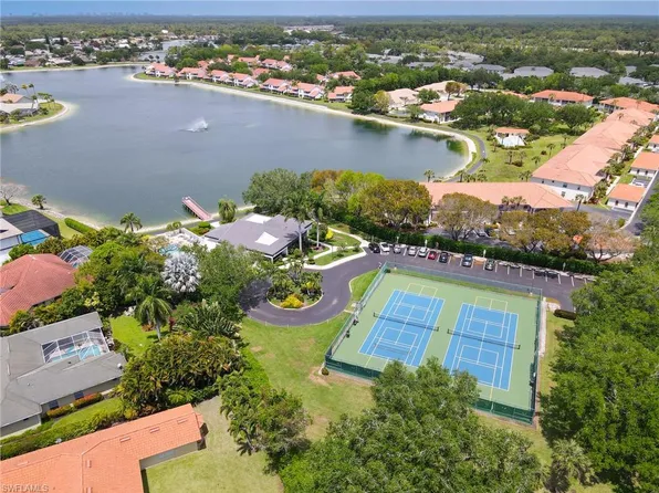 7306 Ascot CT #10-2, NAPLES, FL 34104