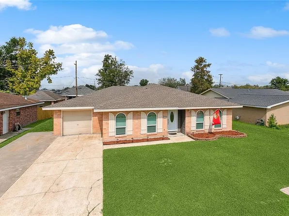 310 Santa Cruz Ct, Luling, LA 70070