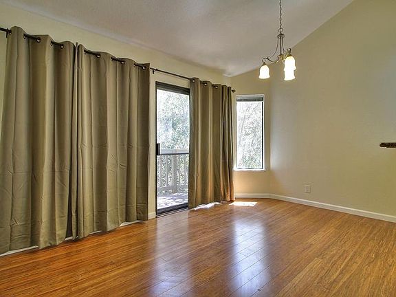 4th image of 1912 Magdalena Cir APT 103
