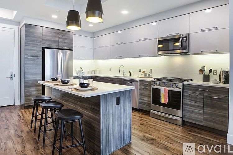 1st image of 376 S Jackson St #1015