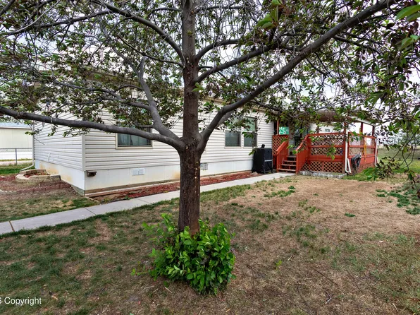 2205 Cheryl Ave, Gillette, WY 82718
