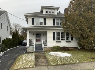 4 Highland St, Albany, NY 12204