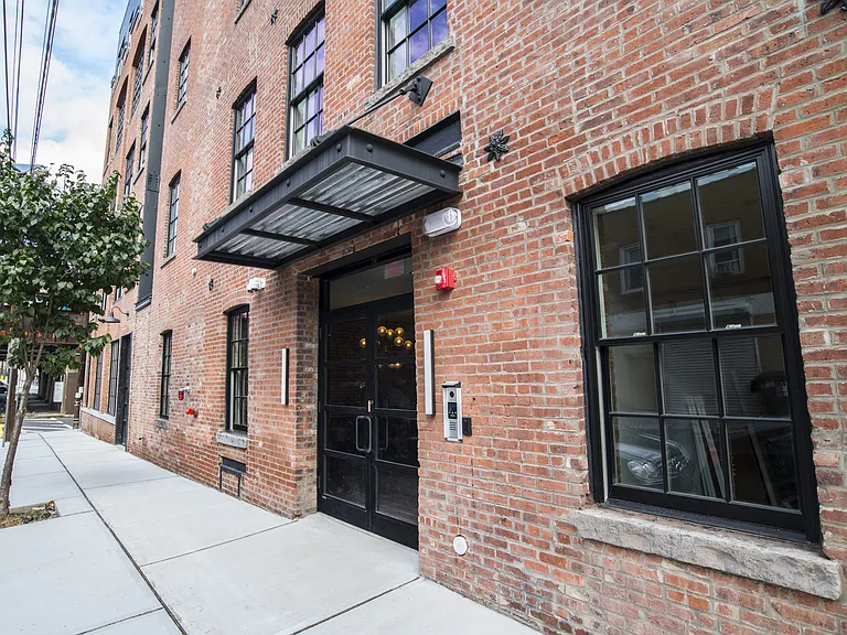 Textile Lofts — Photo 17