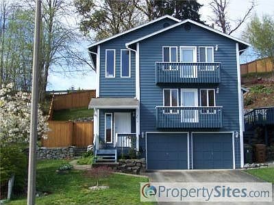 2nd image of 3612 Inverness Dr NE