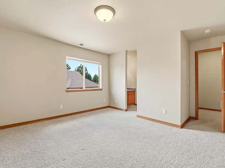 1630A Oakmont Dr — Photo 17