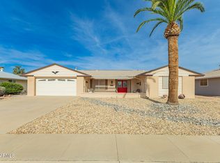 10910 W HUTTON Drive, Sun City, AZ 85351