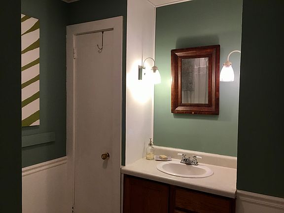 Upstairs Bathroom