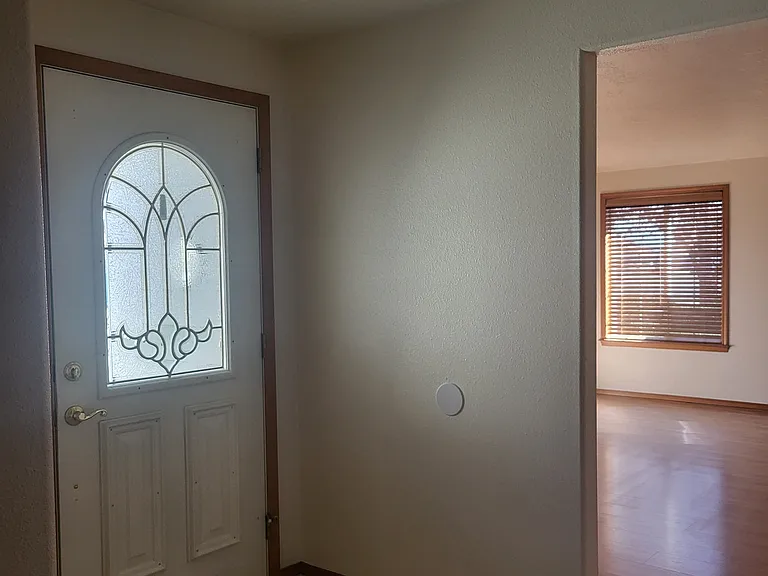 825 Amanda Way — Photo 17