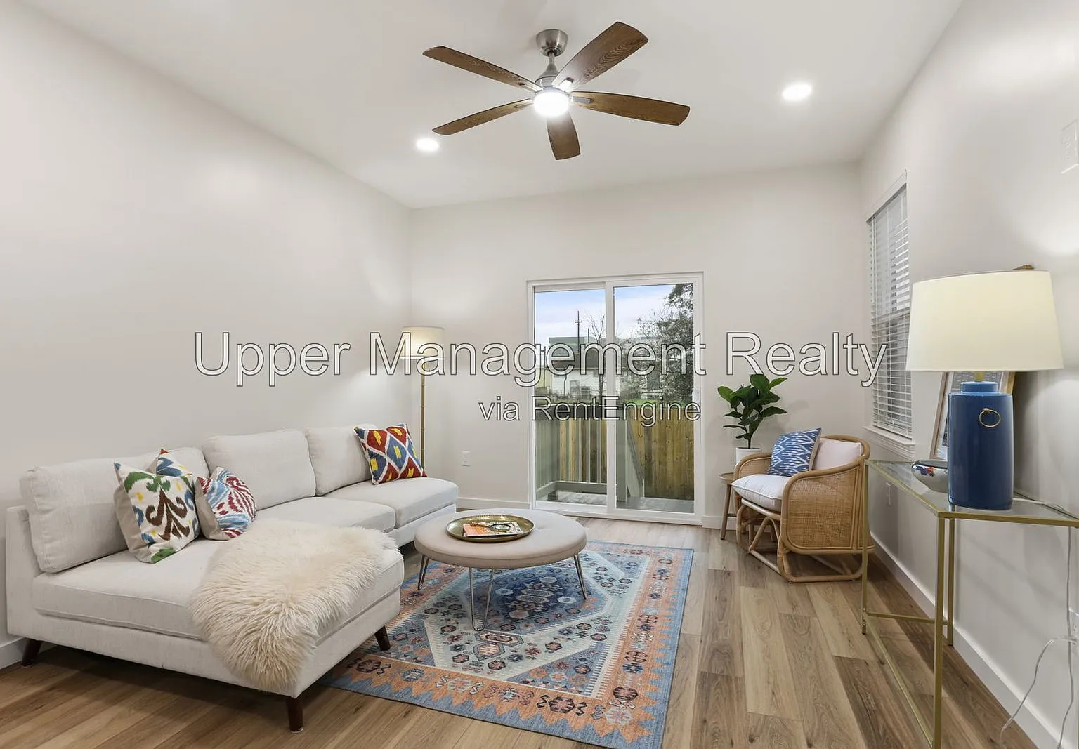 2 bed, 2.5 bath, 1200 sqft, $1,795 — Photo 2
