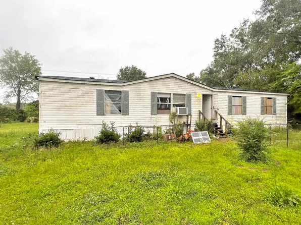 515 Crooked Trl, Waskom, TX 75692