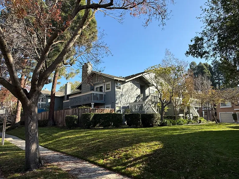4933 Conway Ter — Photo 9