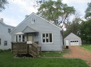 840 Wood St, Aurora, IL 60505