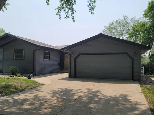 603 Elaine Ave, Marshall, MN 56258