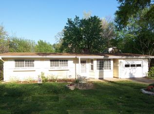 506 Crest Ct, Saint Louis, MO