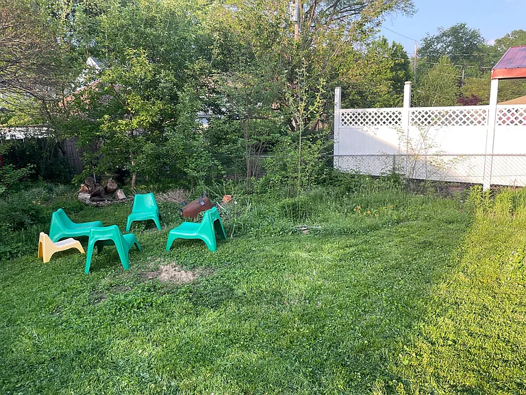 410 E 73rd St — Photo 15