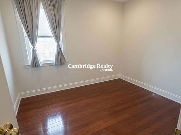 3rd image of 14 Duval St #1T