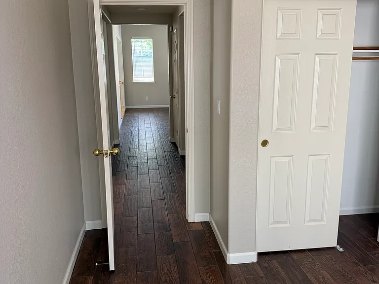256 Putter Dr — Photo 9