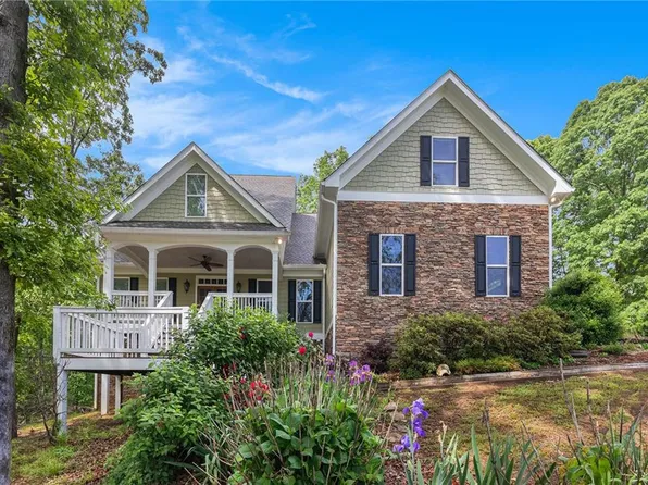 5642 Little Branch Cir, Clermont, GA 30527