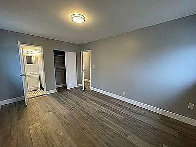 5th image of 2224 E 59th Pl #2