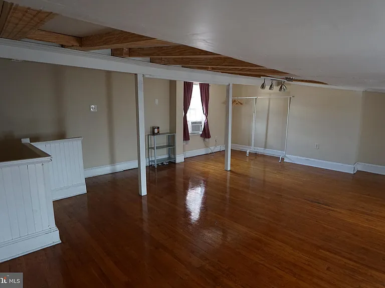802 Cathedral St #4 — Photo 13
