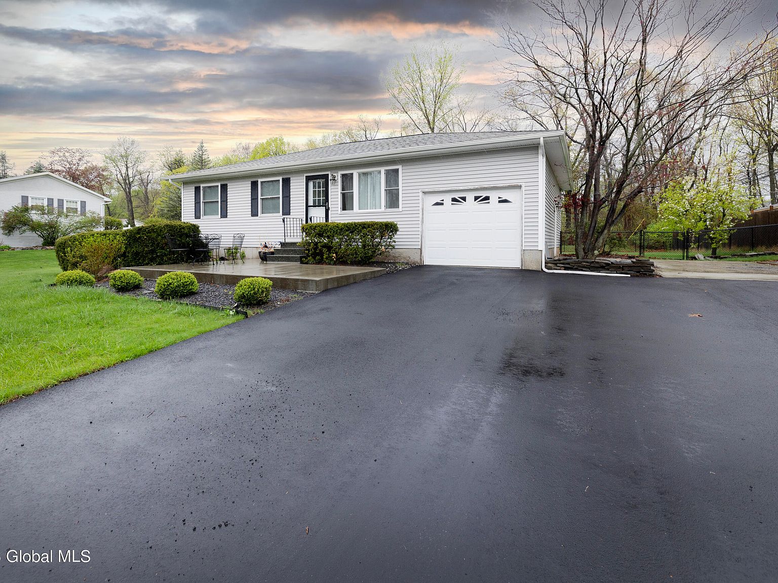 41 Comely Lane, Latham, NY 12110 Zillow