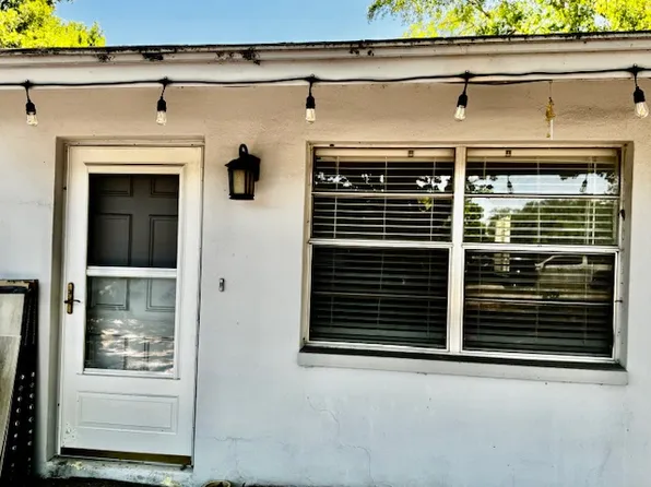 3073 Pine Tree Ave #1, Largo, FL 33771