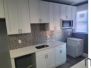 2030 N Wolfe St, Baltimore, MD 21213