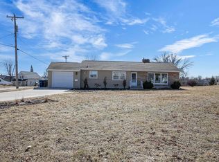 413 Madison St, Little Chute, WI 54140