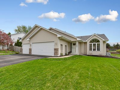 1435 Springwood Ln, Faribault, MN, 55021