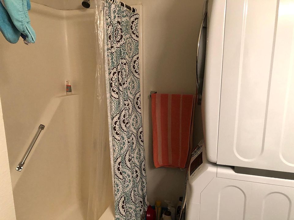 Bathroom (with laundry)