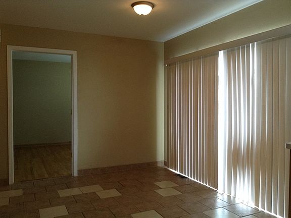 4th image of 2600 Mirage Ave